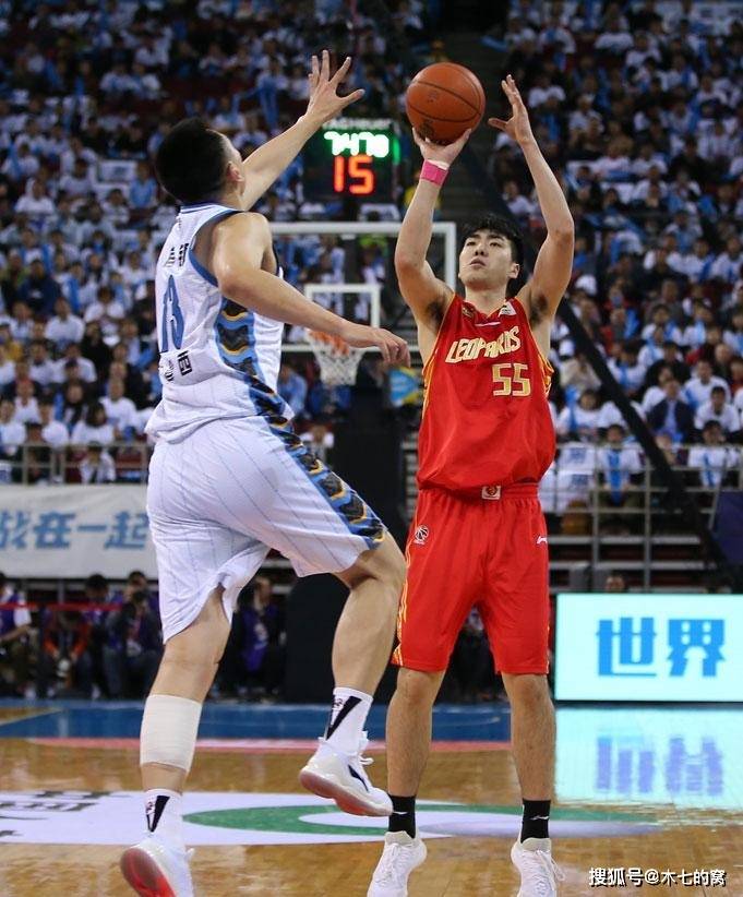 关于里昂完胜丹麦,特尔施特根三分雨点燃全场的信息 关于里昂完胜丹麦,特尔施特根三分雨点燃全场的信息