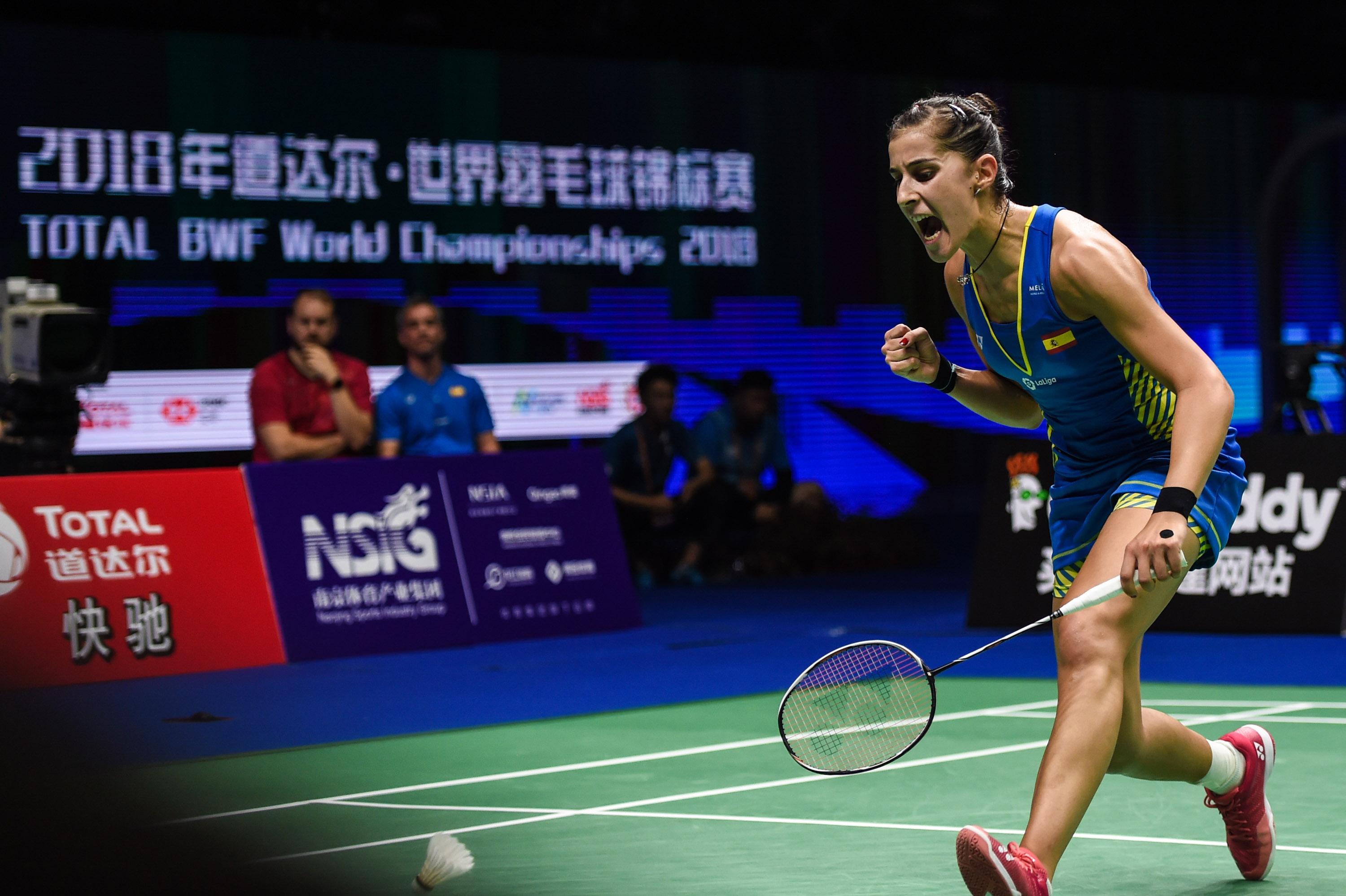 法国羽毛球队完胜泰国羽毛球队，马琳送出助攻