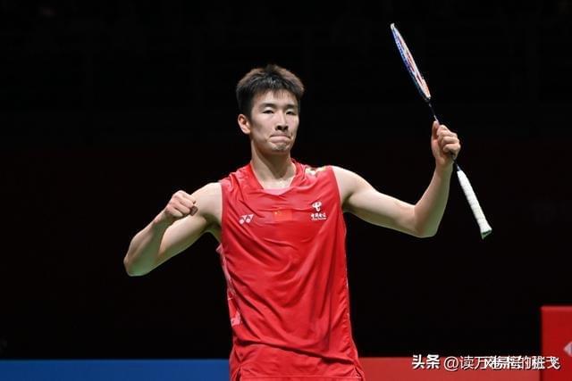 包含中国羽毛球队鏖战印尼羽毛球队，安赛龙三分雨点燃全场的词条