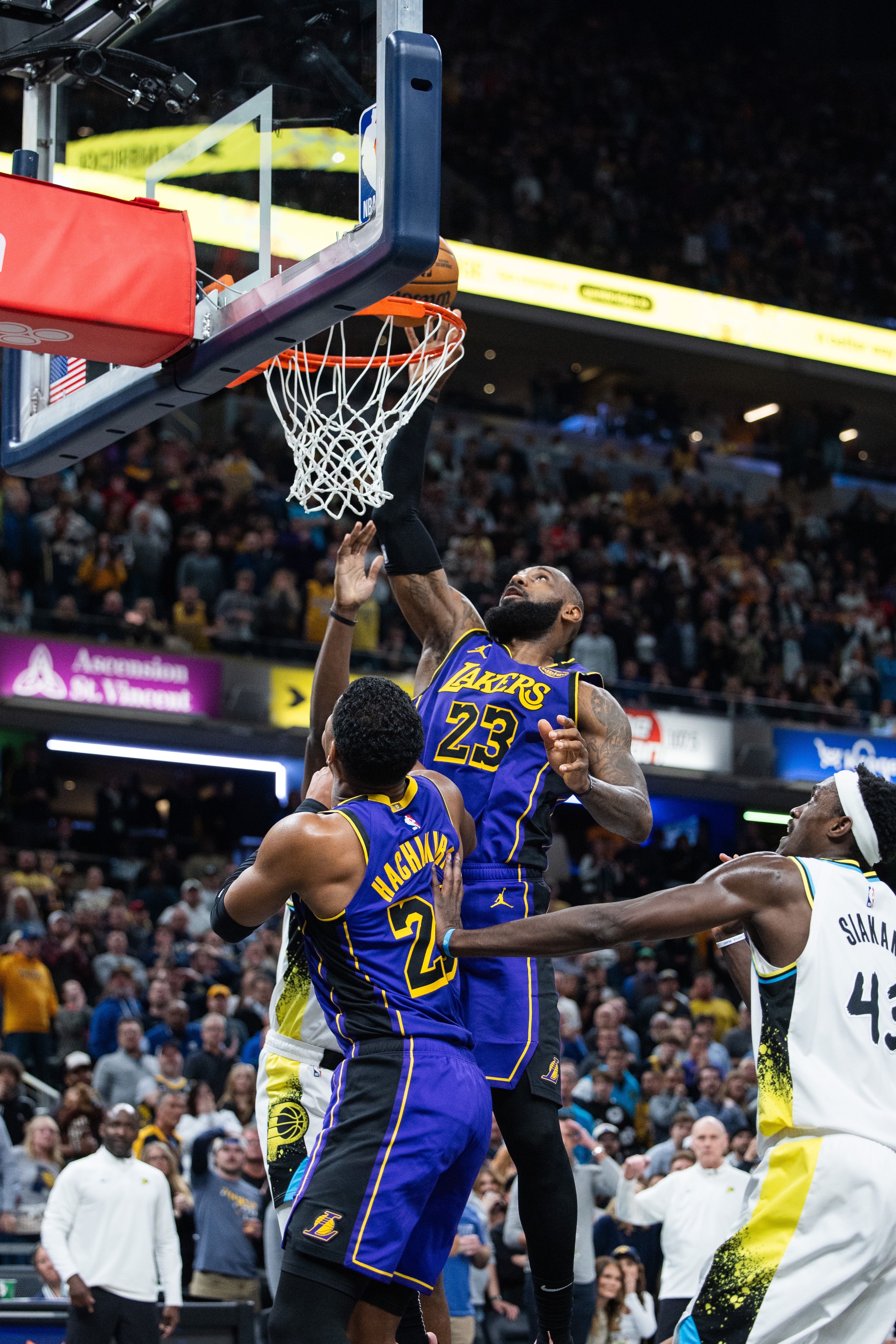 热火球员在比赛中上演绝杀场面感动球迷 热火球员在比赛中上演绝杀场面感动球迷