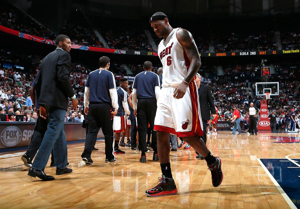 热火球员在比赛中上演绝杀场面感动球迷 热火球员在比赛中上演绝杀场面感动球迷