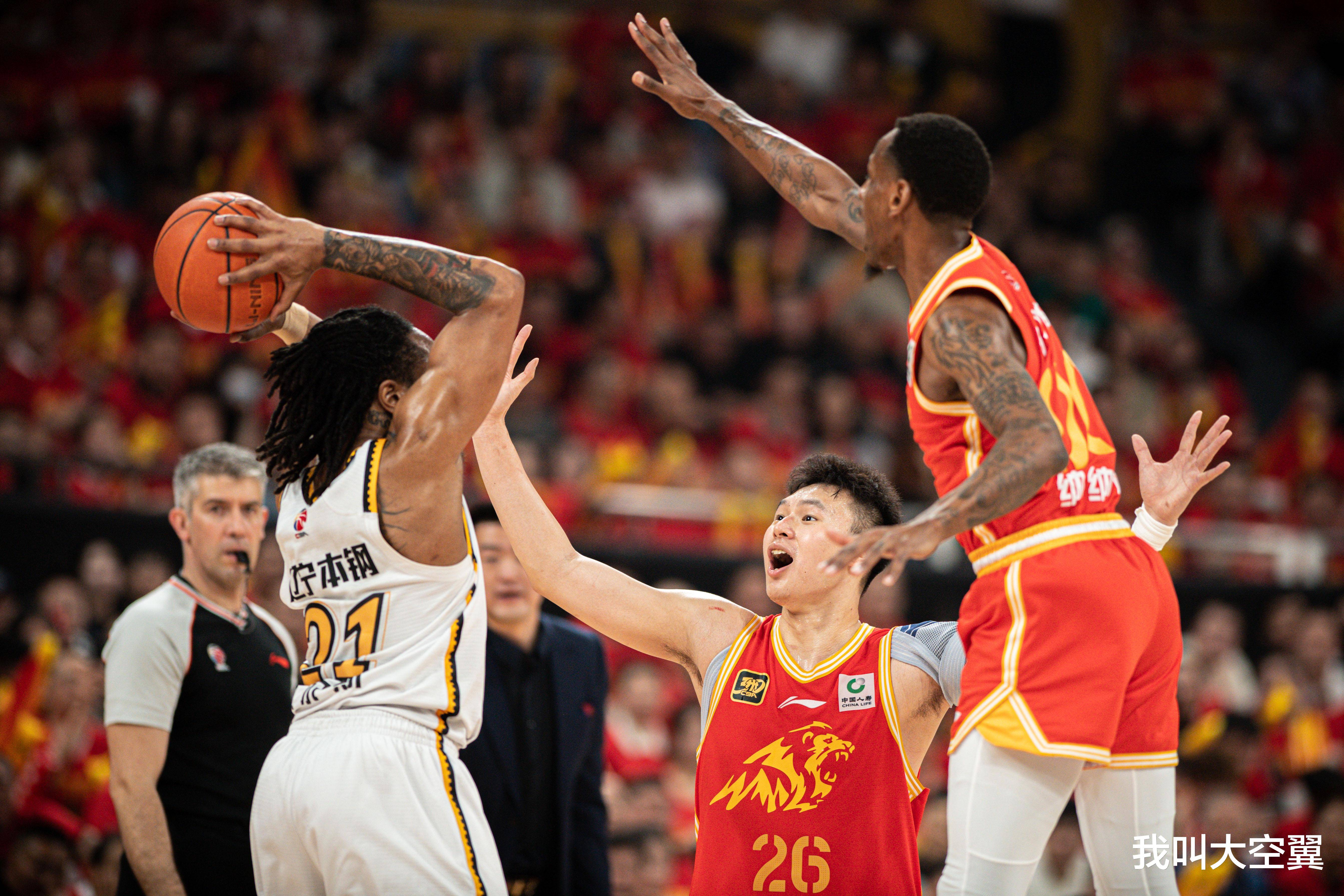 包含辽宁男篮客场告捷，连续两轮获胜的词条