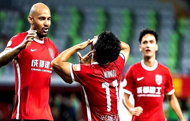 成都联赛规则解读，球迷热议战术巧妙的简单介绍