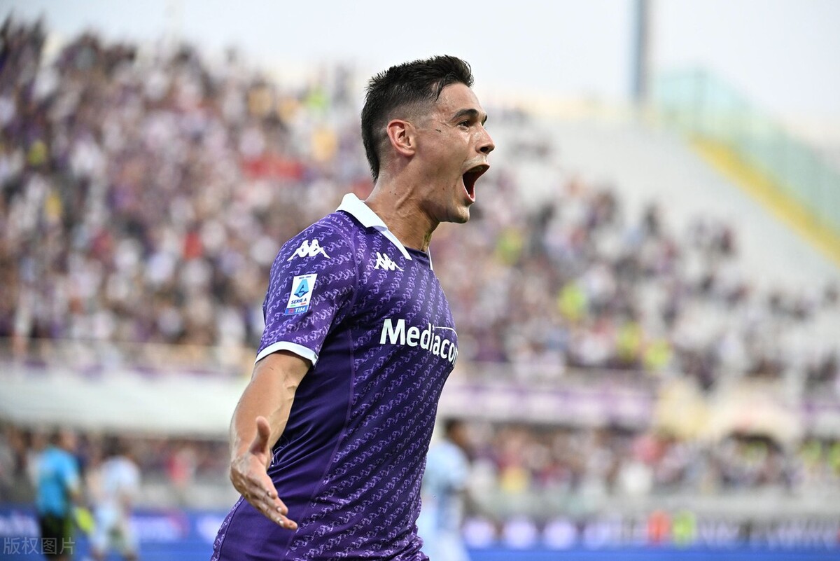 包含佛罗伦萨的艰难：客场逆转告负的词条