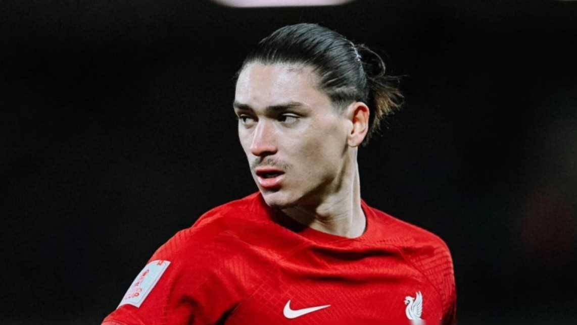 包含利物浦前锋扬威，凭一己之力改写比赛进程的词条