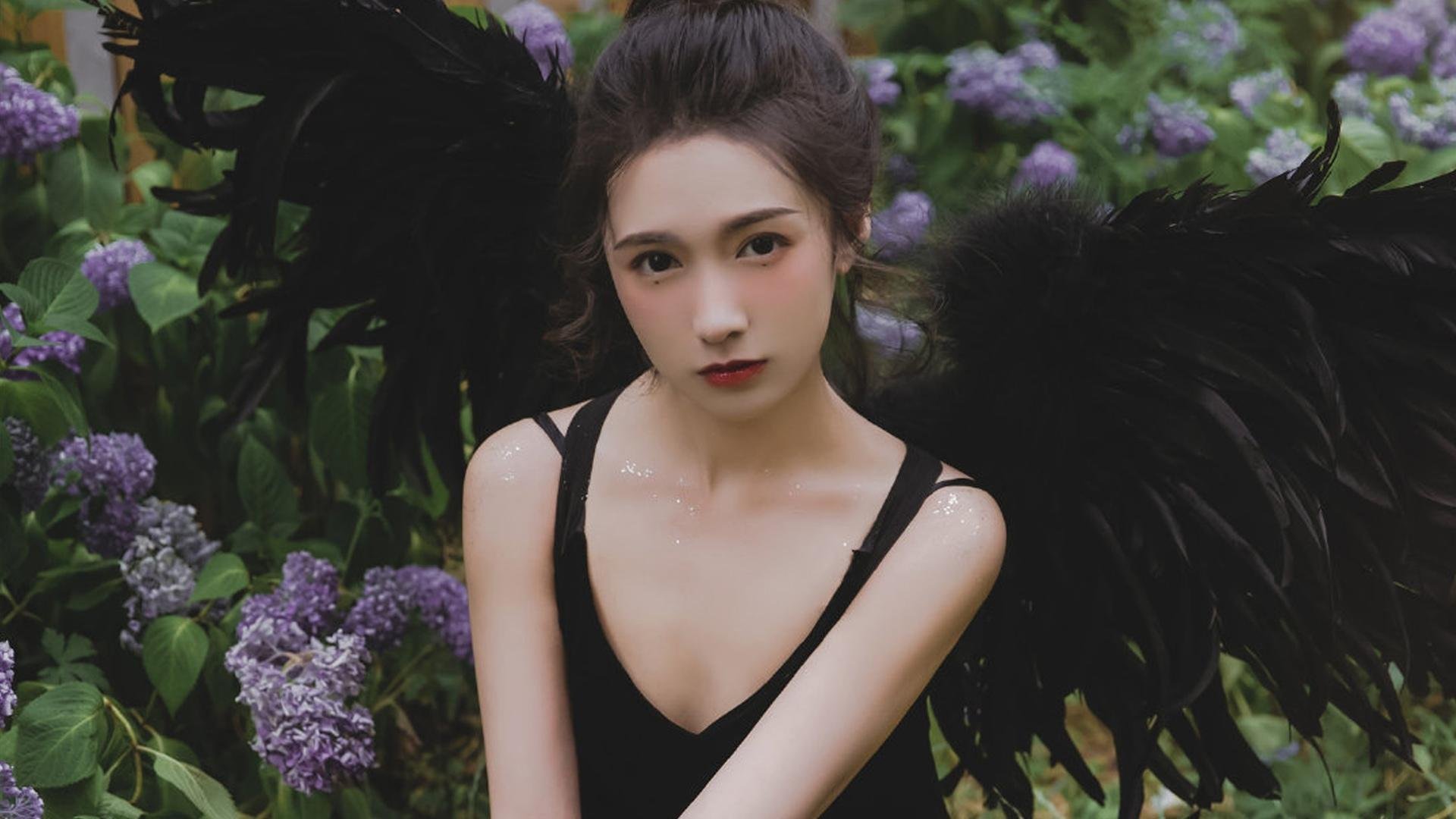 末节之王西亚卡姆,活塞的意外核武与鹈鹕的计划外崩塌